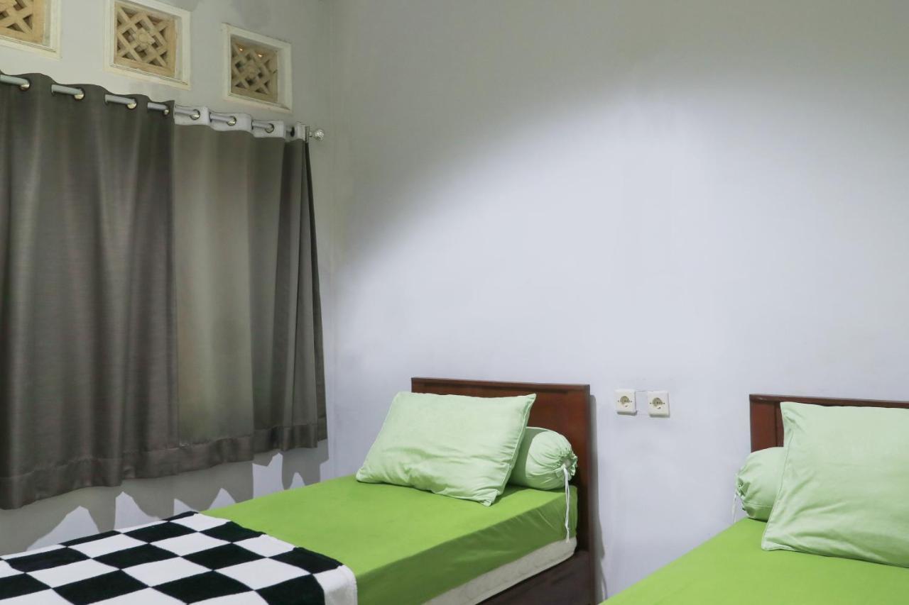 Guest House Rumah Lombok Syariah Mataram Exterior foto