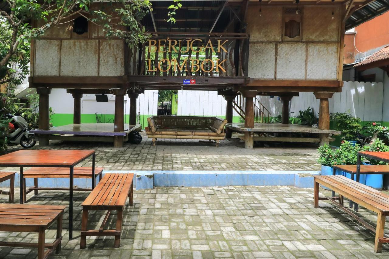 Guest House Rumah Lombok Syariah Mataram Exterior foto